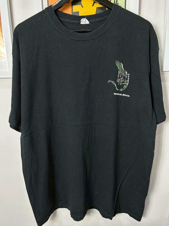 Vintage 00s Iguana Shirt Size XL - Etsy