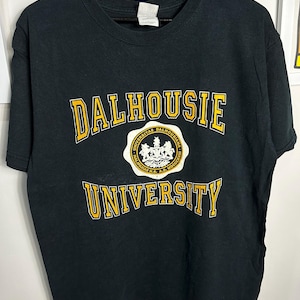 Vintage 00s Dalhousie University Shirt size L