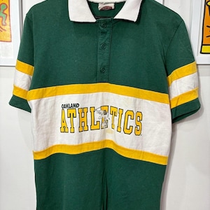 Vintage 90s Oakland Athletics Shirt size L