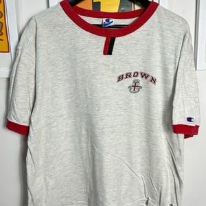 Vintage 90s Brown University x Champion Shirt size XL