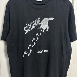 Vintage 00s Sigueme Shirt size XL