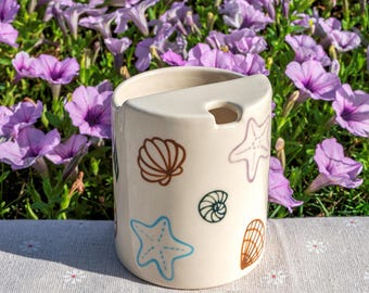 Sea Shell Travel Mug, Handmade Pottery Mug, To Go Ceramic Tumbler, Hand-painted Sip Mug, Coffee Cup Sip Mug Birthday Gift for Her