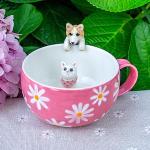 Custom Daisy Mug with Pet Figure Handmade Ceramic Peekaboo Pet Mug Memorial Gift for Pet Owners Personalized Dog/Cat Inside Mug Coffee Cup