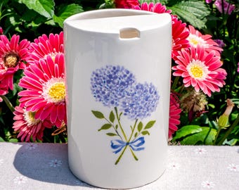 Hydrangea Travel Mug, Handmade Pottery To Go Ceramic Tumbler, Hand-painted Floral Sip Mug, Coffee Cup Mother's Day Gift for Her