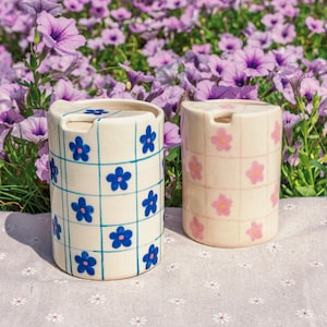 Flowers Travel Mug, Handmade Ceramic Travel Mug, To Go Ceramic Tumbler, Hand-painted Floral Mug, Coffee Cup Sip Mug Custom Gift for Her