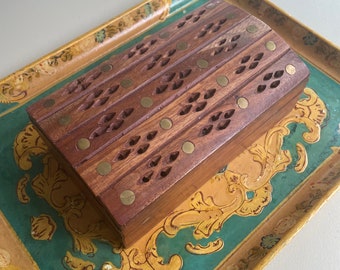 インドの手彫り木箱、嗅ぎタバコ入れ、木製ジュエリー小物入れ - Etsy 日本
