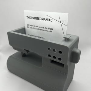Vintage-Inspired Sewing Machine Business Card Holder – Unique Desk Organizer for Crafters