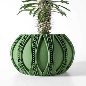 The &quot;Ryne&quot; Modern Planter, Geometric Pot, Available in Multiple Colors, Indoor Outdoor Plant, 3D Geometric Modern Watering Pot, Gift Orchid