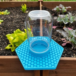 Bee Feeder: Heat and UV Safe Hydration Station, Fits Small Mouth Mason Jars