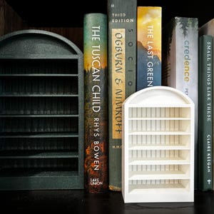 Bookshelf Alignment Tool - Book Pusher, Dust Remover, Customizable Colors & Sizes, Book Aligner Guide, Cute Bookshelf Decor, Bookish Fantasy