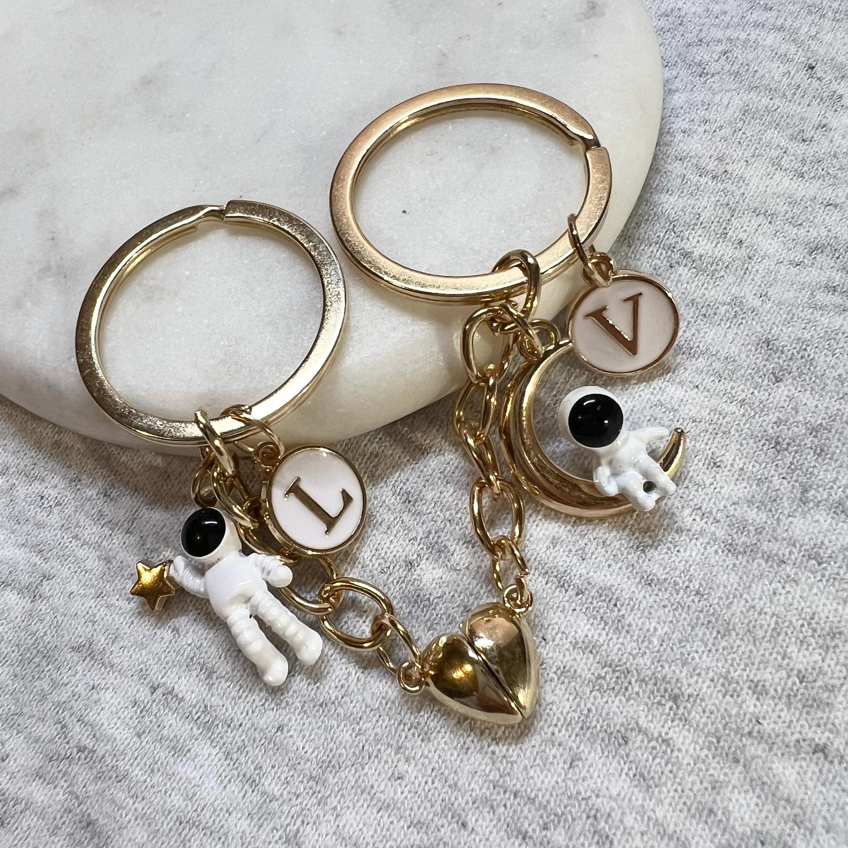 Matching Couple Keychains Matching Astronaut Keychains For Couples ...