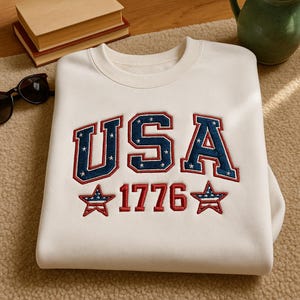 USA 1776 Embroidered Sweatshirt, 4th of July Sweater, America Sweatshirt, USA Patriotic Crewneck, Women&#39;s 4th of July Sweatshirt Flag Shirt