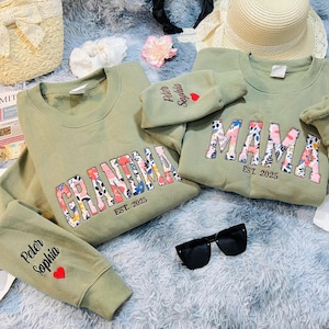 Embroidered Grandma/Mama Floral Sweatshirt, Custom Embroidered Sweatshirt, Floral Appliqué Grandma Sweatshirt, Gift for New Grandma, Mama
