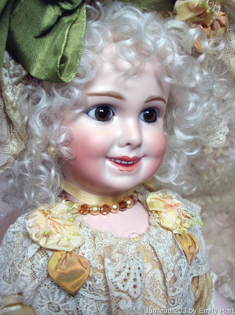 Jumeau porcelain hotsell
