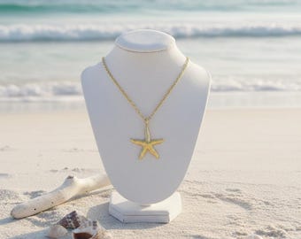 Collar de estrella de mar dorado, delicado colgante de estrella de mar, joyería de playa minimalista, joyería inspirada en el océano