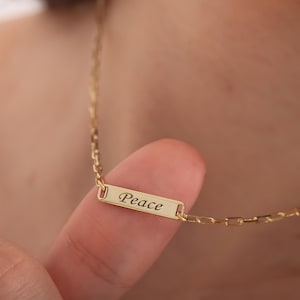 Bar Halskette | Benutzerdefinierte Namensschild Vertikale Anhänger mit mehreren Namen | Halsreif mit Gravur | Geschenk für Sie Muttertag, Mama, Oma Nana