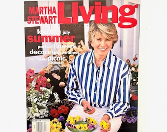 Martha Stewart Living Magazine June / July 1992 Fourth of July Summer, Perfect Flowers, Decorated Windows, Handmade Picnic Hamper