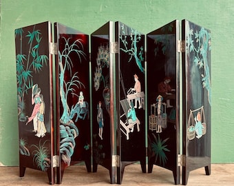 Vintage Lacquered Tabletop Screen: Japanese Painted Mother of Pearl Inlay