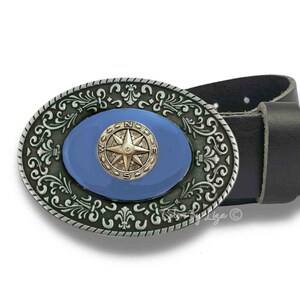 Hand Painted Compass Belt Buckle: Vintage Nautical Accessory