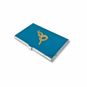 Caja de tarjeta de visita de serpiente de oro antiguo en esmalte turquesa pintado a mano Diseño de serpiente neo victoriano con opciones personalizadas y de color
