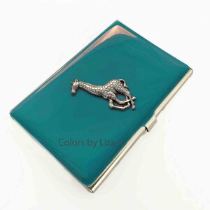 Giraffe Visitenkartentasche in Handbemalt Teal Emaille Art Deco Safari mit personalisierten und farblichen Optionen