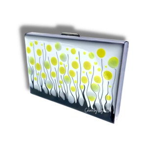Pusteblume Handbemalte Geldbörse Karten organizer in Gelb Schwarz Weiß Emaille Blüte inspiriert mit personalisierten und farblichen Optionen