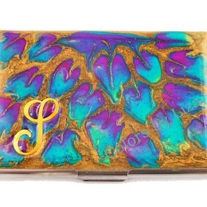 Monogramm Visitenkartentasche Handbemalt Enamel Fuchsia Pfau inspirierte Metall Geldbörse personalisiert und individuelle Farboptionen
