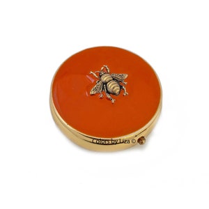 Handbemalte Bienenpillendose: Orange Emaille, personalisierte Option