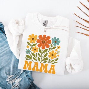 Wildflowers Mama Sweatshirt, Mama Shirt, Retro Mom Sweatshirt, Mother&#39;s Day Gift, Flower Shirts for Women, Floral New Mom Gift,Gift For Mama