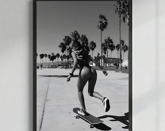 Impression de planche à roulettes N&B, Venice Beach Art, décoration murale Californie, photo esthétique d'été, téléchargement numérique, femme skateboard