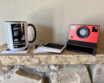 Retro Camera Coaster Set Holder Gift for Photographers and Vintage Lovers Coffee Table Photo Lovers Home Decor Desk Accessories Photography