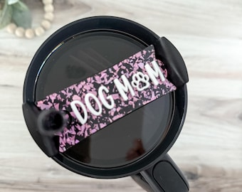 Placa de nombre personalizada para vaso // Acrílico con copos brillantes de rosa y negro // Mamá de perro // Adorno Stanley // Etiqueta de nombre para tapa 20 oz, 30 oz, 40 oz