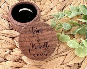 Personalized Ring Box // Walnut Wood // Round // Wedding Engagement Anniversary Gift // Bride to Be // Personalized Name and Date