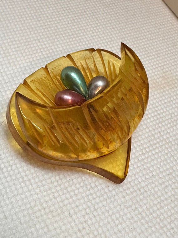 Vintage Apple Juice Carved Bakelite Brooch