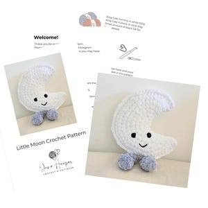 Little Moon Crochet Pattern