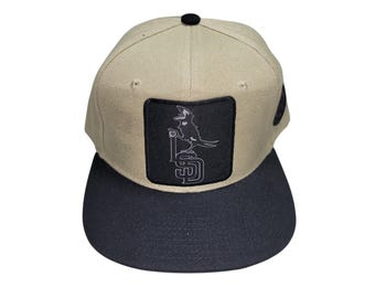 Snapback Flat-Brim Hat - Crow Logo