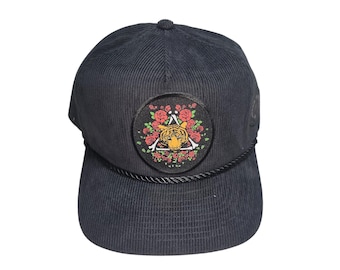 Snapback Flat-Brim Hat - Tiger Rose