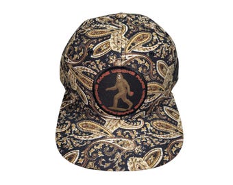 Snapback Flat-Brim Hat - Rare Wooks