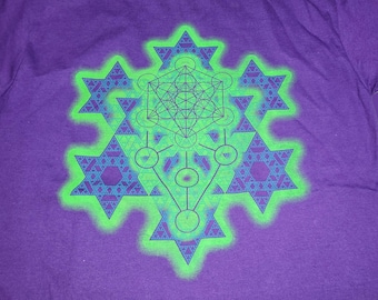 T-Shirt - Merkaba Fractal (on Purple)