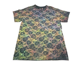 T-Shirt - Cosmic Roses 1 (Tie-Dye/Black)