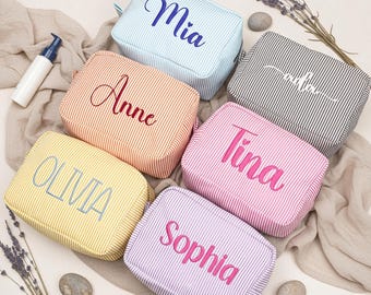 Personalized Embroidered Name Seersucker Makeup Bag – Custom Cosmetic Pouch, Bridesmaid Gift, Wedding Favor, Travel Toiletry Bag for Her