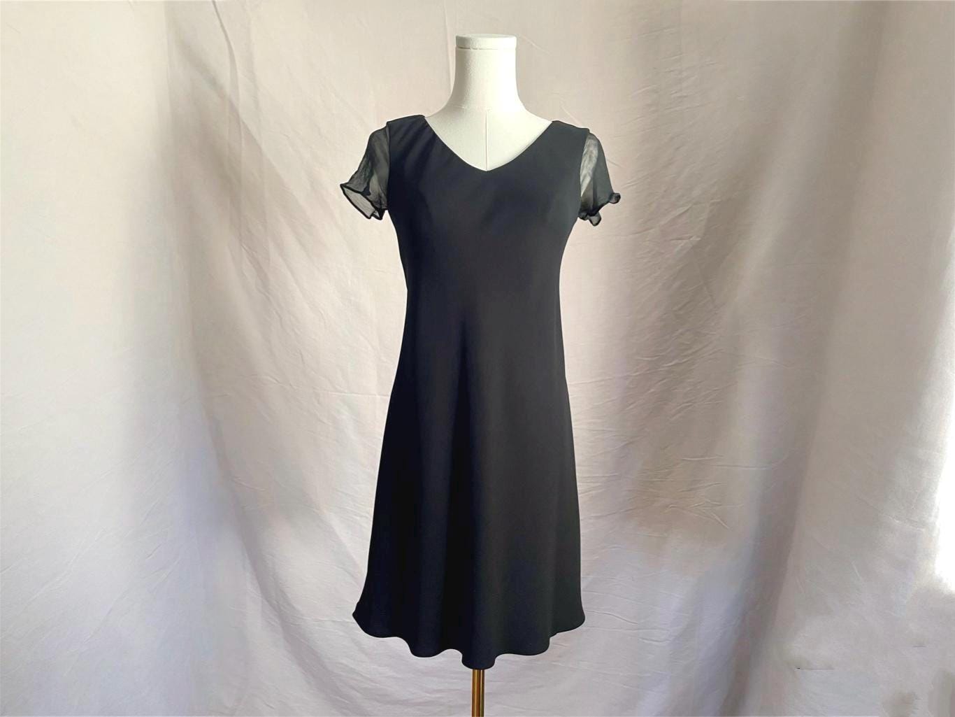 petite black dress for funeral Funeral Dress in Black for Women – Plus Size by Eva USA 3442