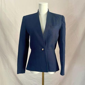 Blazer peplum azul marino vintage años 80 / minimalista clásico / academia oscura / talla pequeña / sin cuello con botones dorados / estilo preppy de los años 80