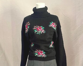 Vintage Embroidered Sweater Black Floral Turtleneck 90s | size medium | cottagecore | grandma granny