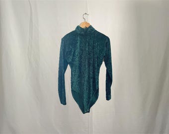 Body de terciopelo verde arrugado estilo vintage de los 90 / talla mediana / manga larga con cuello alto