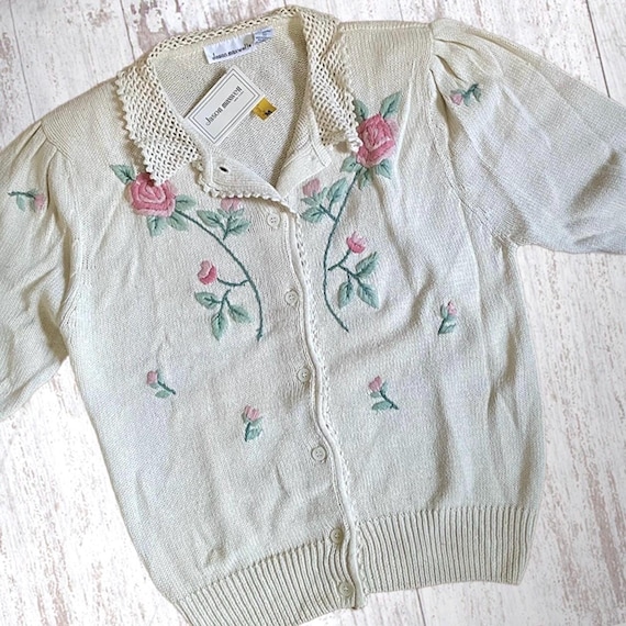 Pink Floral Cardigan Vintage | New with Tags | Roses embroidered | size small medium | cottagecore fairycore