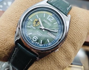 Vintage Seiko 5 Automatic Men&#39;s Wrist Watch Handmade Watch, Gift For him. Vintage automatic watch ferrari Watch