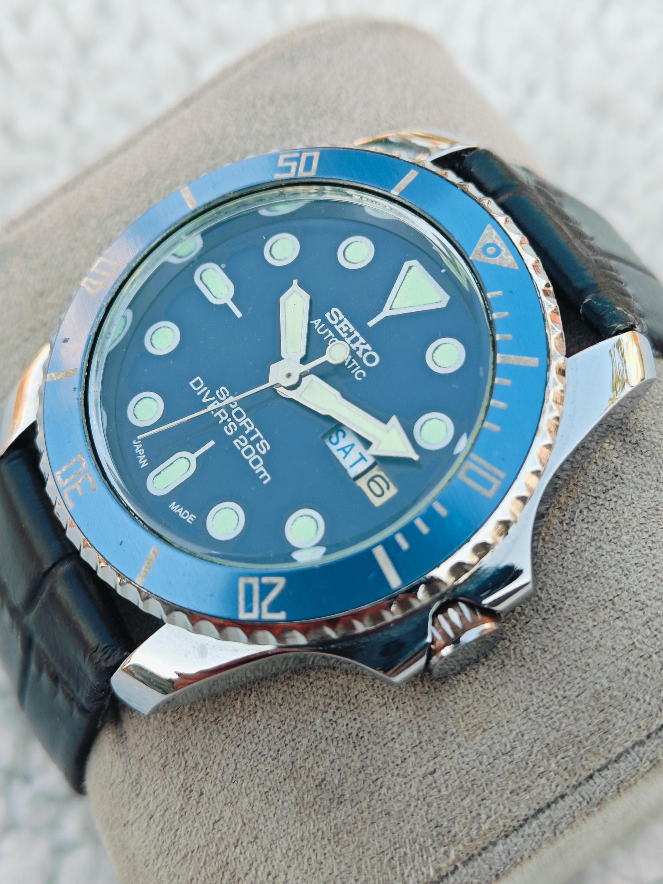 SEIKO アンティークウオッチ　70S　ネイビーブルー　自動巻き時計 SEIKO アンティークウオッチ 70S ネイビーブルー 自動巻き時計