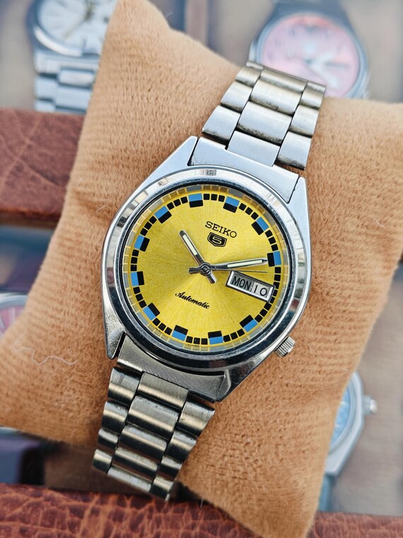 Seiko 5 Sports Rare Vintage Original Movement Automatic – Story on Your Wrist