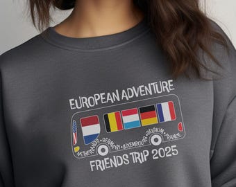 Felpa avventura europea: outfit da viaggio personalizzato per amici